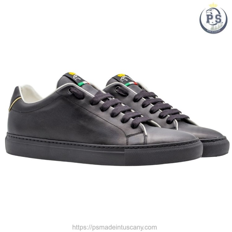 Siena sneakers in black leather with gold artisan details
