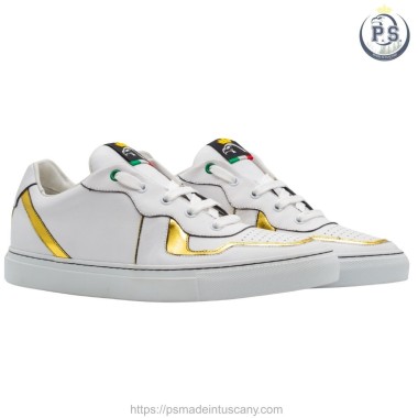 Ręcznie robione białe sneakersy skórzane ze złotymi detalami i logo PS
