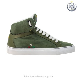 Greta sneakers in green suede with embroidered crown